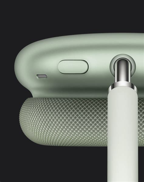 Which is Better Value? Apple Airpods Max vs Apple Air Pods Max 2 Compared